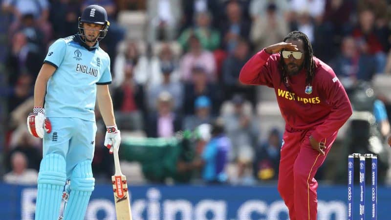 Twitter explodes as Gayle bowls with his shades on