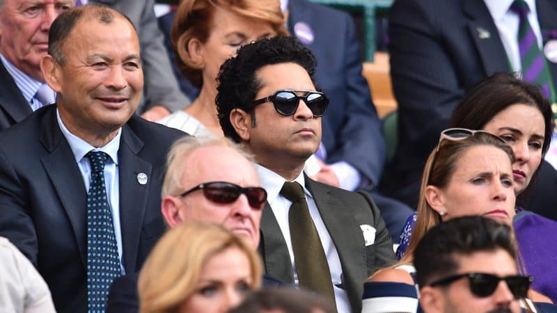 Tendulkar sues Australian bat maker for defaulting