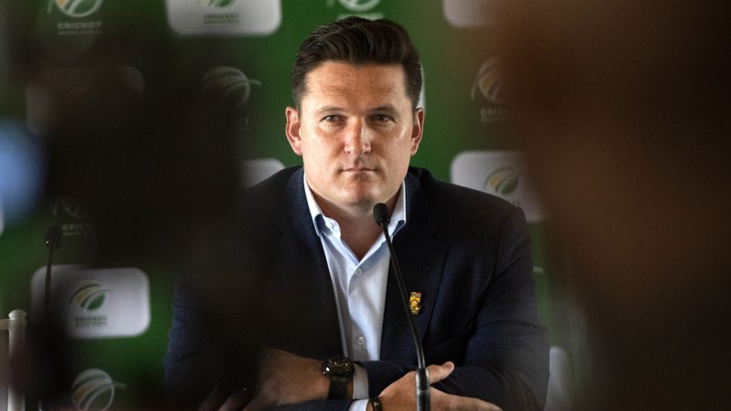 South African cricket rift intensifies as suspended CEO tries to return
