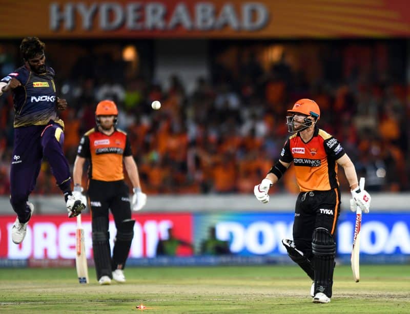 Warner crosses 500 runs to stay atop Indian T20 League batting charts