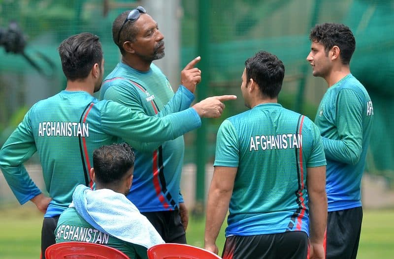 Simmons to quit as Afghanistan coach after World Cup