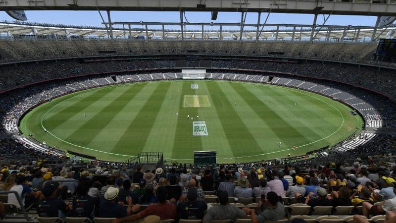 Sydney Thunder favourites in derby clash against Sydney Sixers &#8211; get BBL 2021-22 predictions