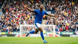 Dembele&#8217;s first-half hat-trick sends France top of Group I in 4-1 win over Norway