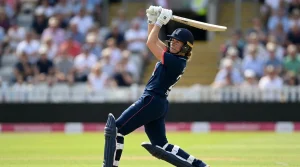 England&#8217;s batting blitz puts winless Ireland on alert at the Women&#8217;s T20 World Cup