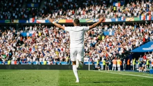 Kane settles it as a freestyling England edge New Zealand in the Florida heat