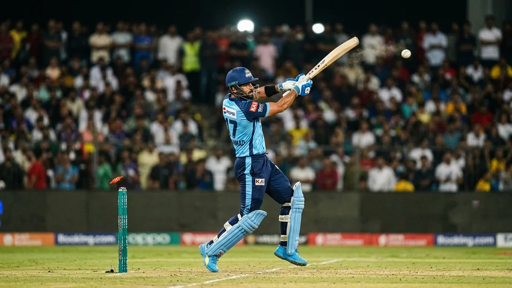 Buttler and Brook flatten India as England complete a 4-0 T20I sweep