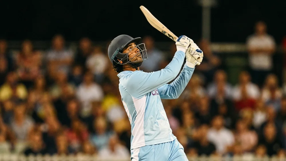 Pretorius&#8217; 28-ball 64 gives London Spirit their first win of the Hundred