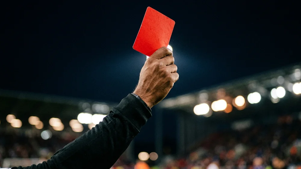 Marcos Alonso&#8217;s red card was upgraded by VAR, and Celta&#8217;s lead lasted three more minutes