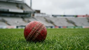 Abbas reached 900 first-class wickets at Lord&#8217;s, and England were 248 for 9 when the light went