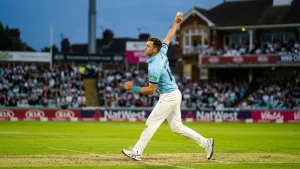 Sri Lanka were 55 without loss after five overs, and England chased 146 in 12.1