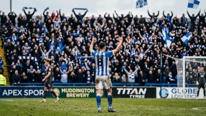 Diego Gómez scored from the halfway line, and Brighton were 3-0 up on Crystal Palace inside ten minutes
