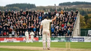 Lone Nasir took his first first-class wickets on Thursday, and his maiden fifty from No. 10 gave J&amp;K the Irani Cup lead